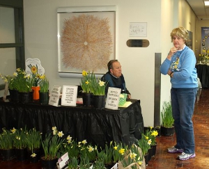 Ralph and Leora selling daffodils